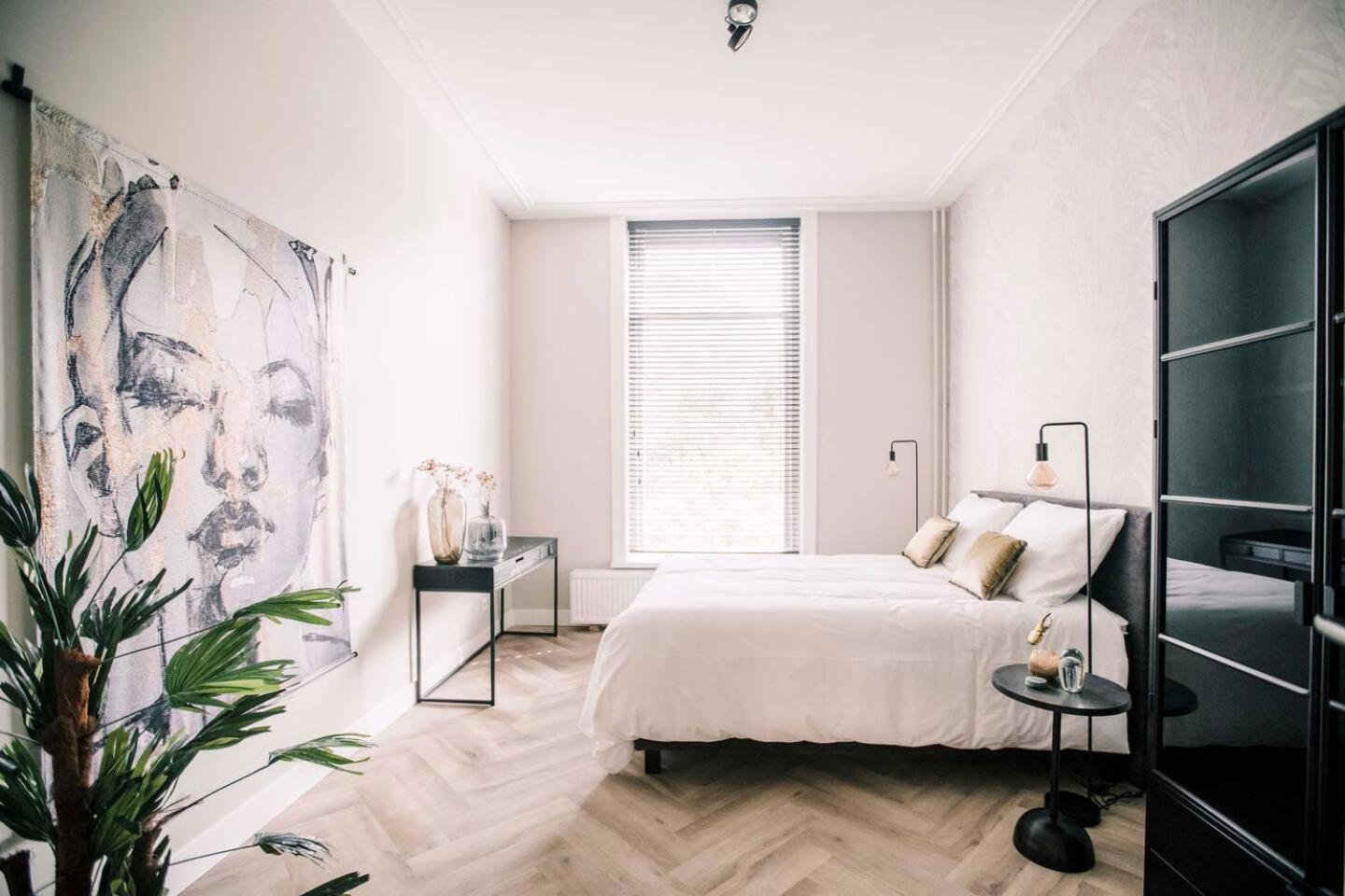 Xxl Loft With Bath Located Stadsvilla Tilburg Ngoại thất bức ảnh