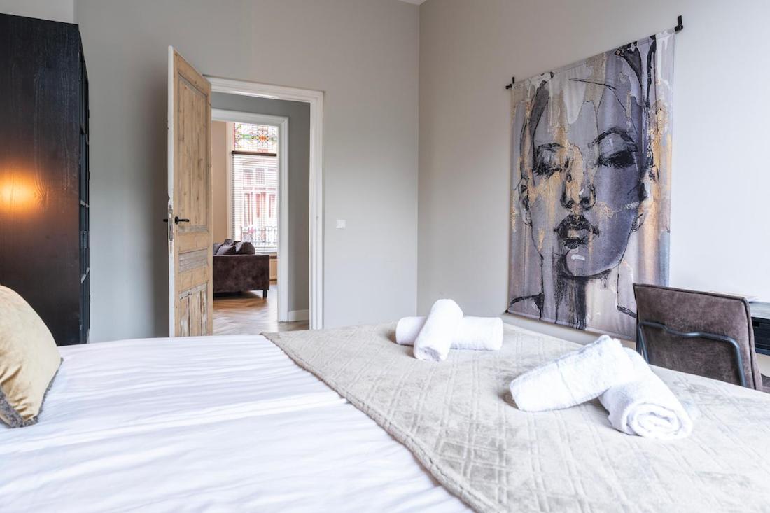 Xxl Loft With Bath Located Stadsvilla Tilburg Ngoại thất bức ảnh